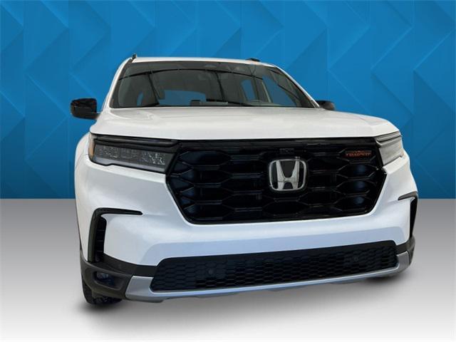 new 2025 Honda Pilot car, priced at $51,305
