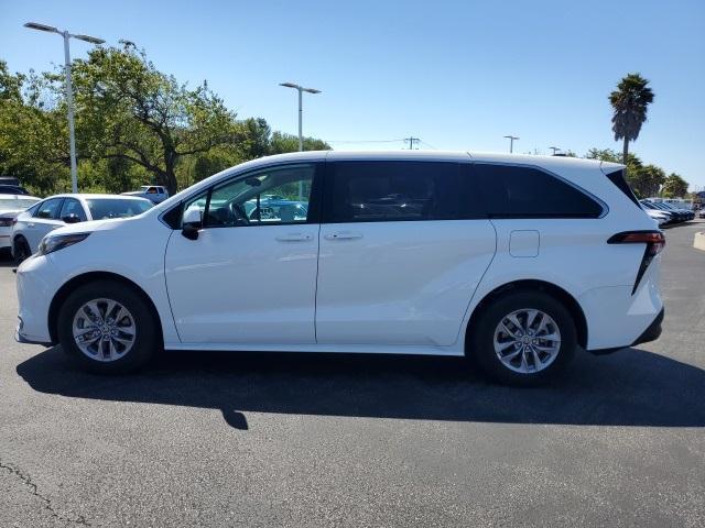 used 2022 Toyota Sienna car, priced at $40,373