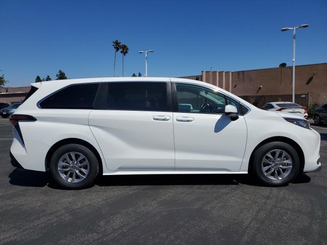 used 2022 Toyota Sienna car, priced at $40,373