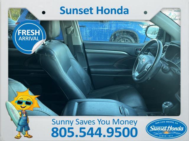 used 2019 Toyota Highlander car, priced at $30,797