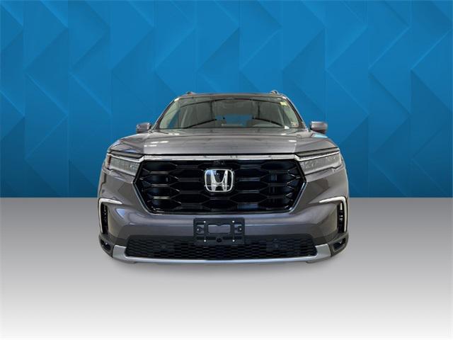 new 2025 Honda Pilot car, priced at $54,475