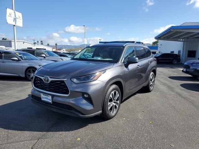used 2021 Toyota Highlander car, priced at $39,777