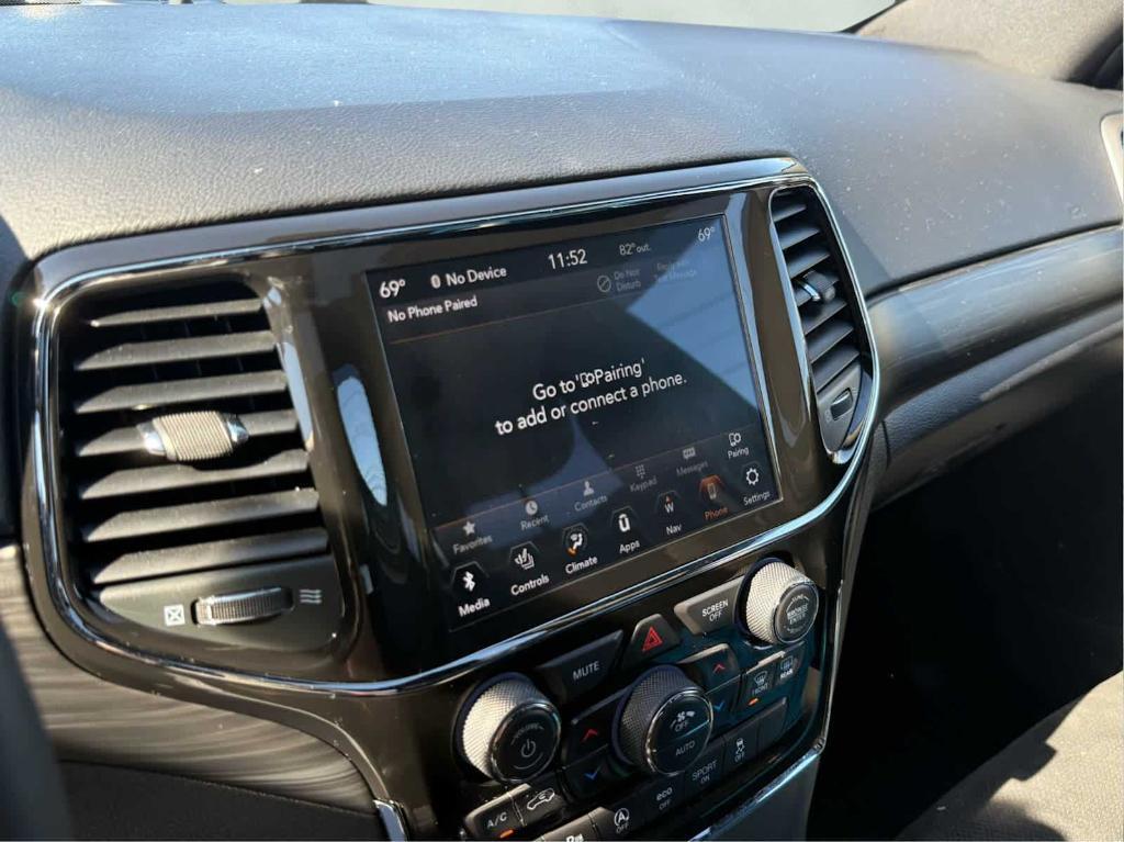 used 2021 Jeep Grand Cherokee car, priced at $25,000