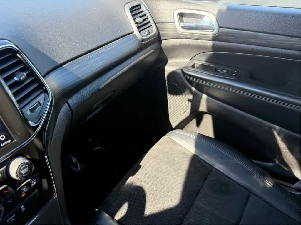 used 2021 Jeep Grand Cherokee car, priced at $25,000