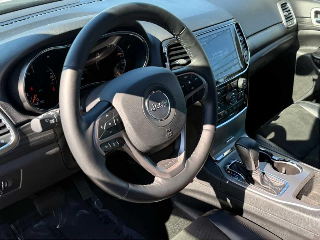 used 2021 Jeep Grand Cherokee car, priced at $25,000