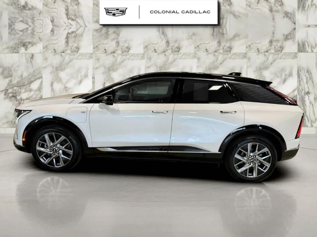 used 2025 Cadillac OPTIQ car, priced at $50,215