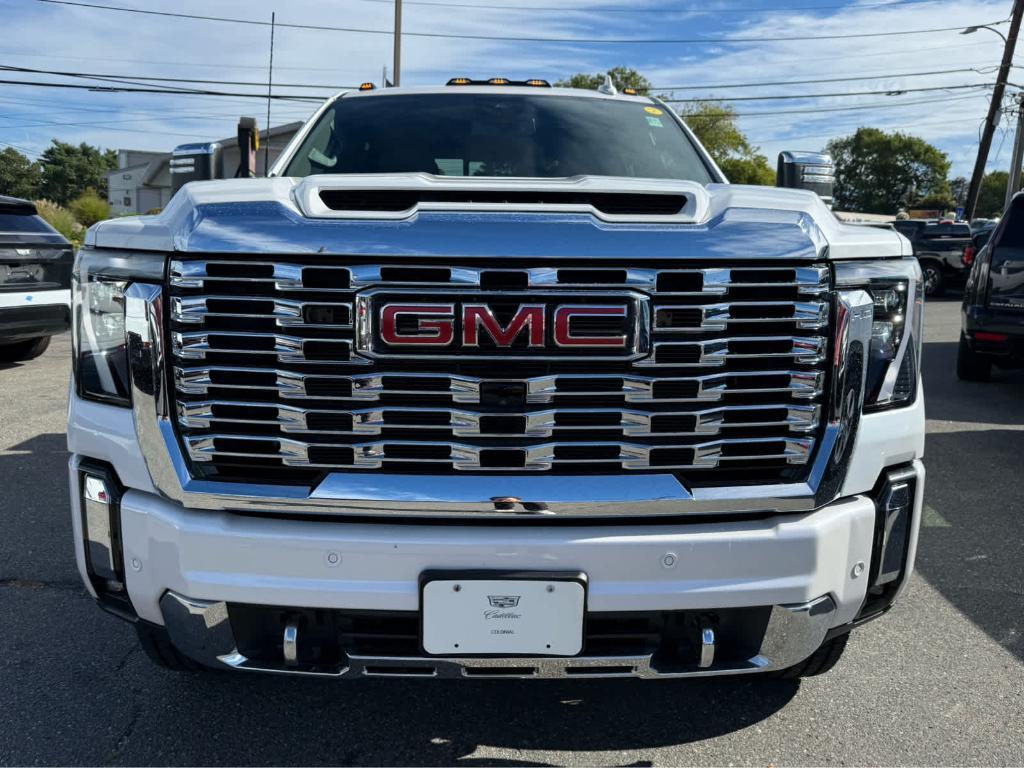 used 2024 GMC Sierra 2500 car, priced at $67,777