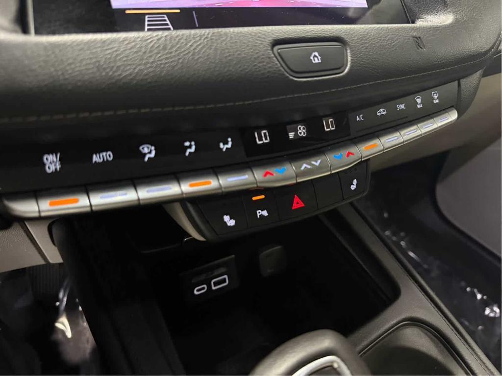 used 2019 Cadillac XT4 car, priced at $19,725