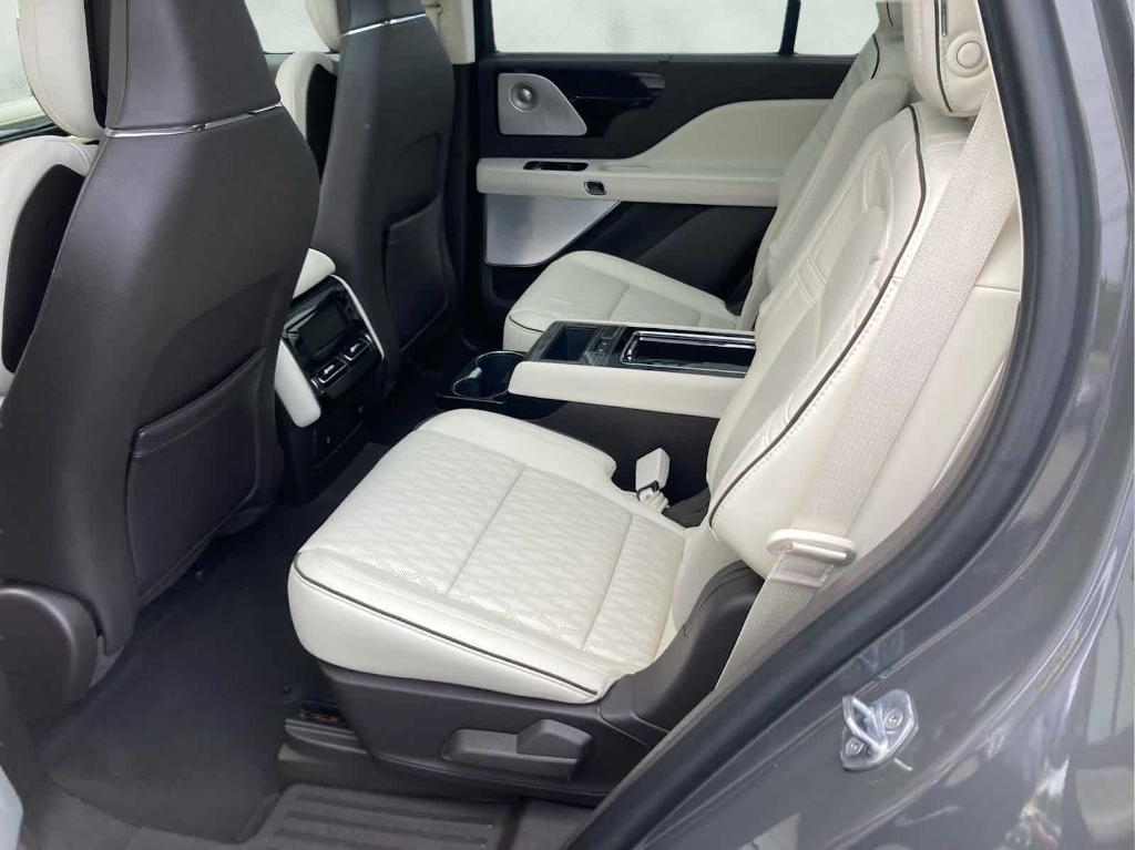 used 2020 Lincoln Aviator car, priced at $39,998