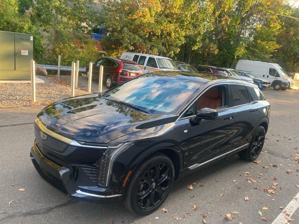 used 2025 Cadillac OPTIQ car, priced at $51,440