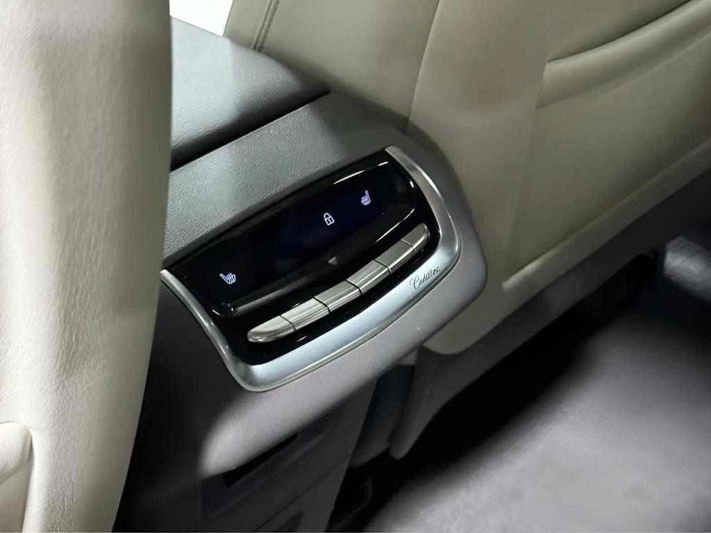 used 2020 Cadillac XT6 car, priced at $29,998