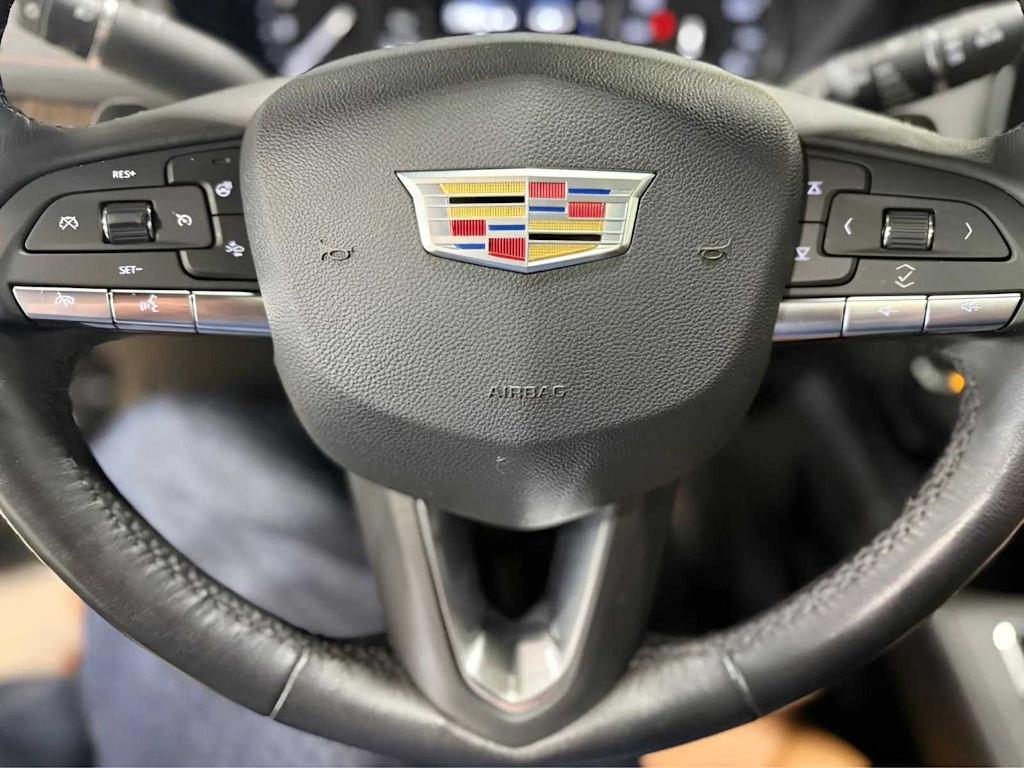 used 2020 Cadillac XT4 car, priced at $25,789