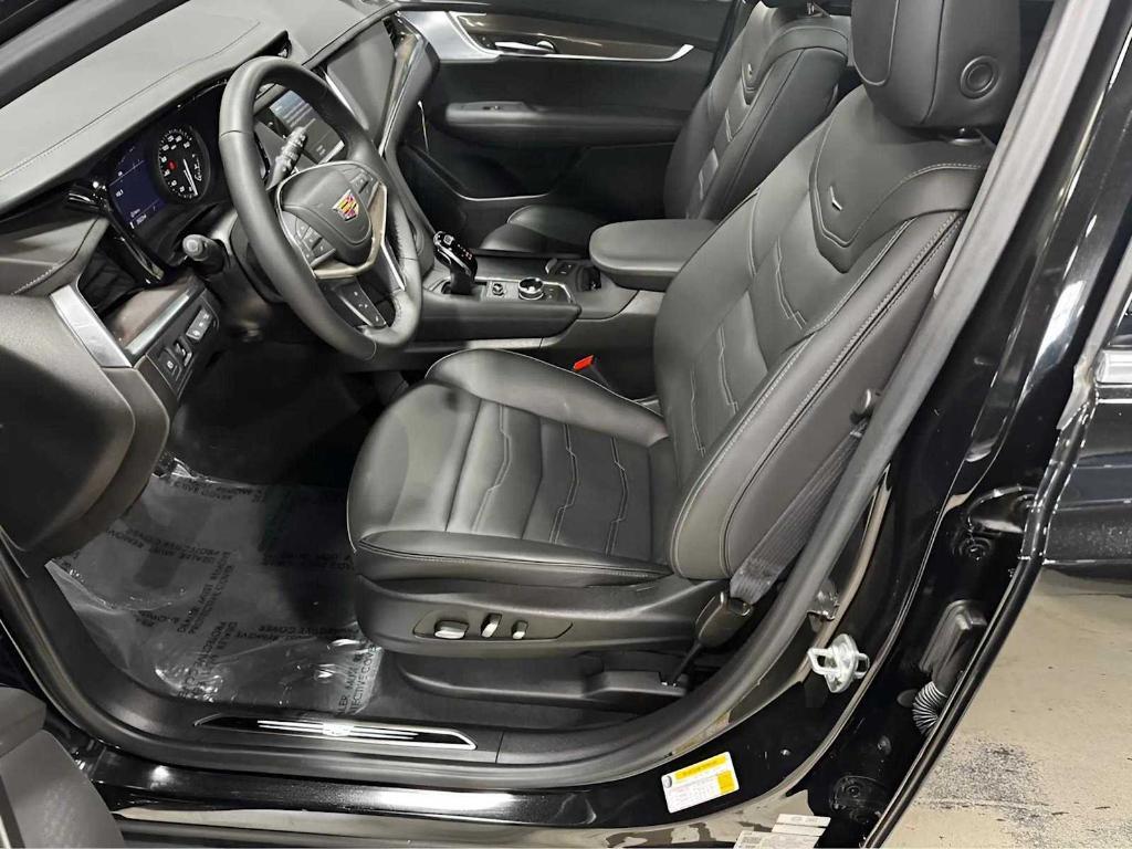 used 2024 Cadillac XT5 car, priced at $55,240