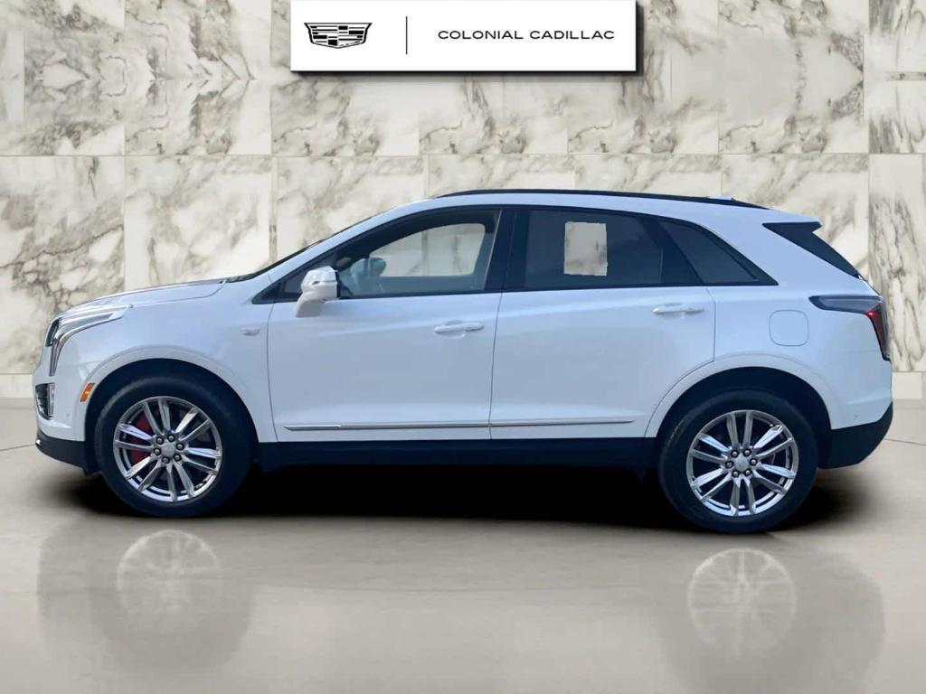 used 2025 Cadillac XT5 car, priced at $59,610