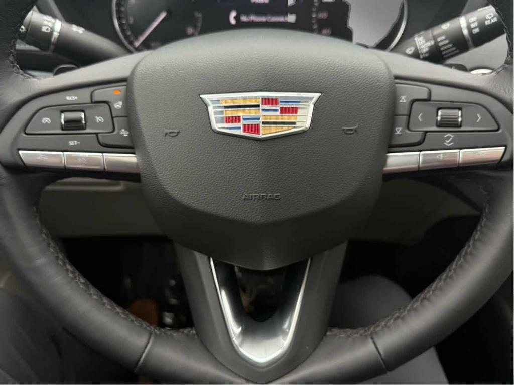 used 2022 Cadillac XT4 car, priced at $32,989