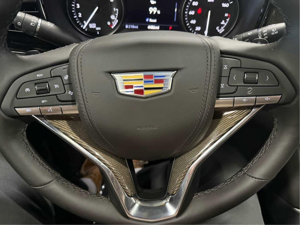 used 2024 Cadillac XT6 car, priced at $56,225