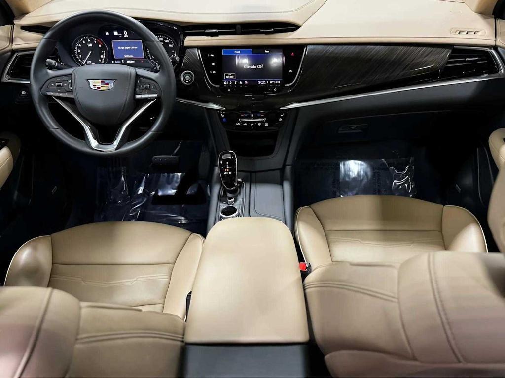 used 2024 Cadillac XT6 car, priced at $55,950