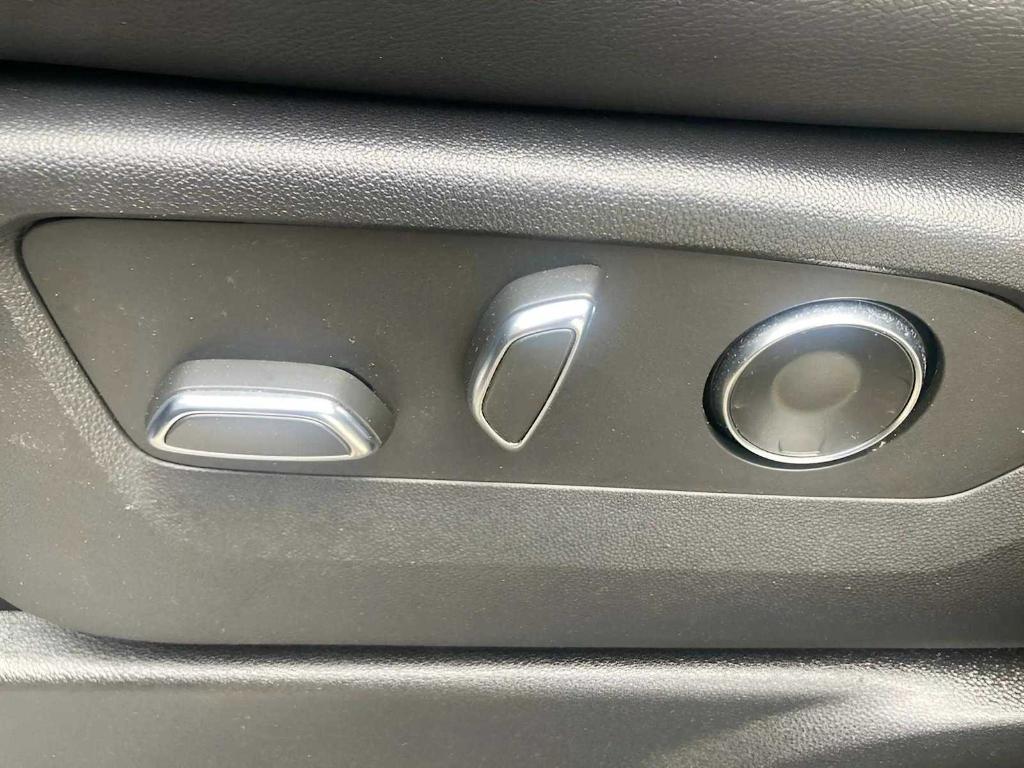 used 2022 Cadillac Escalade car, priced at $65,888