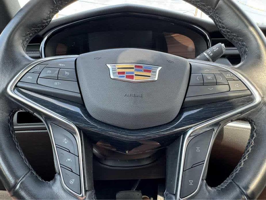 used 2020 Cadillac XT5 car, priced at $29,998