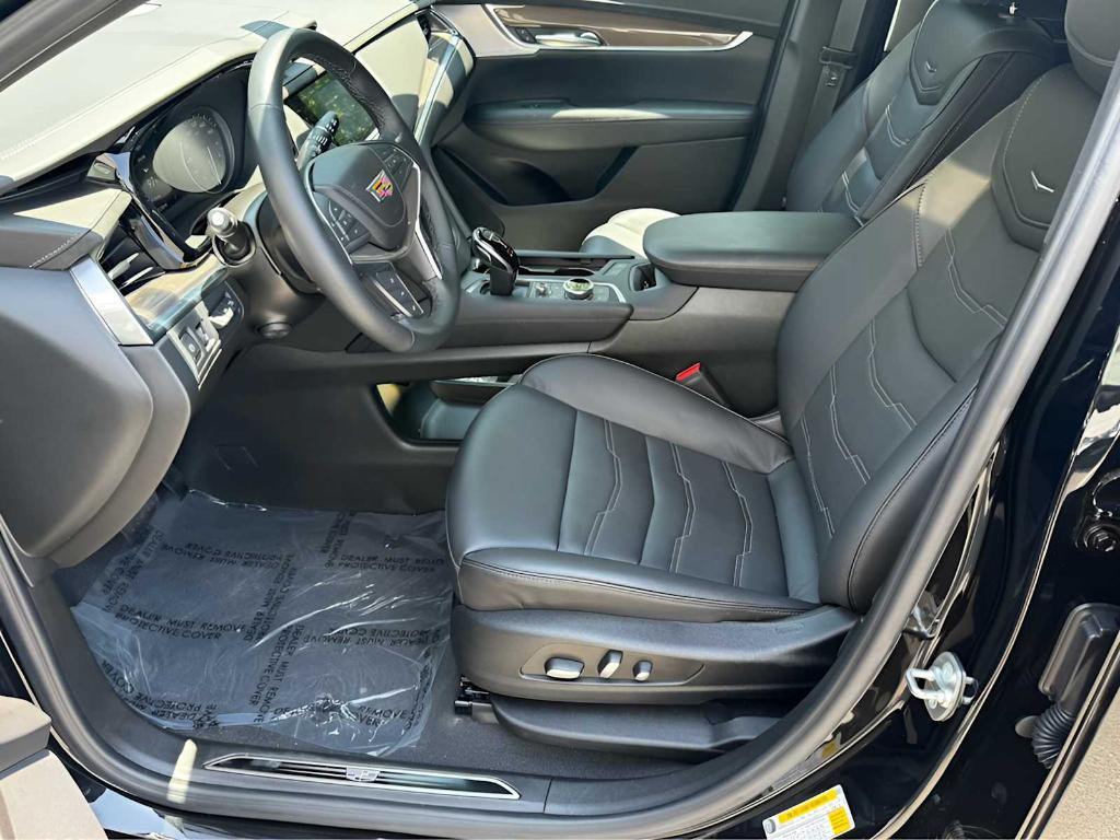 used 2024 Cadillac XT5 car, priced at $49,740