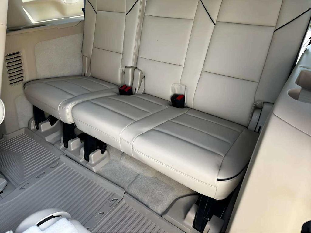 used 2023 Cadillac Escalade ESV car, priced at $81,998
