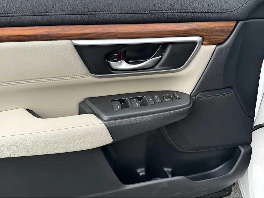 used 2020 Honda CR-V car, priced at $24,000