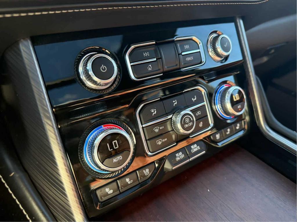 used 2024 GMC Yukon car, priced at $88,998