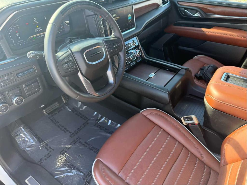 used 2024 GMC Yukon car, priced at $88,998