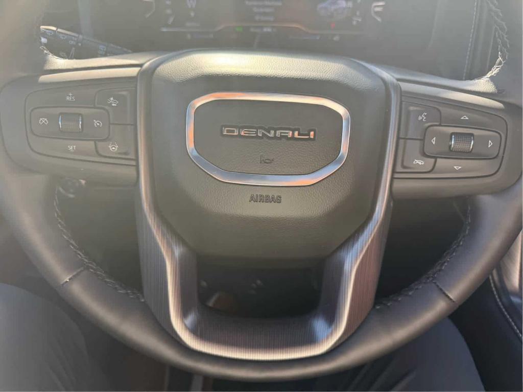used 2024 GMC Yukon car, priced at $88,998
