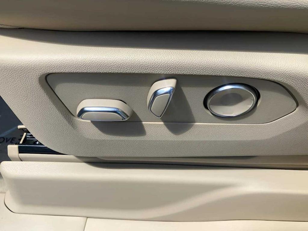 used 2024 Cadillac Escalade ESV car, priced at $93,100