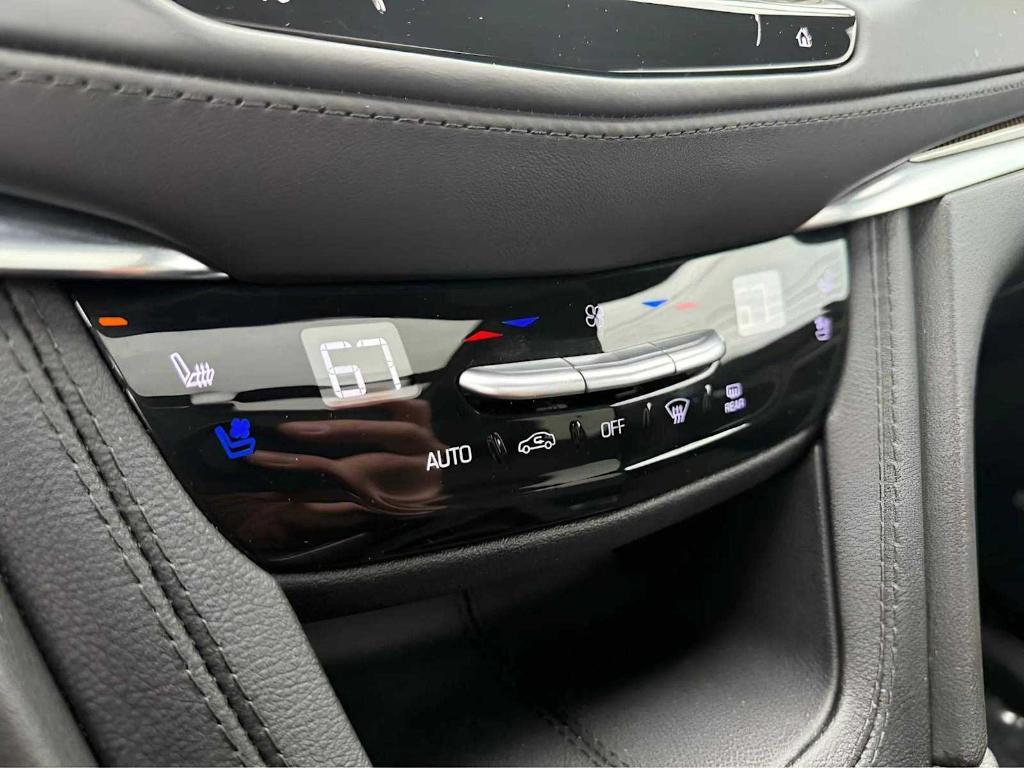 used 2024 Cadillac XT5 car, priced at $53,740