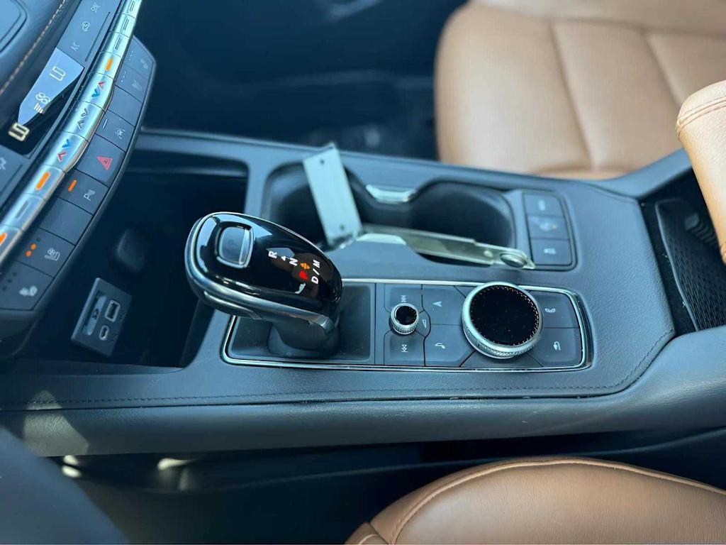 used 2023 Cadillac XT4 car, priced at $35,500