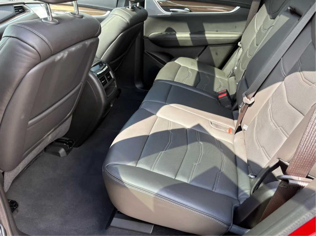 used 2024 Cadillac XT5 car, priced at $52,340