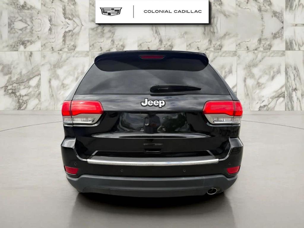 used 2017 Jeep Grand Cherokee car, priced at $17,444