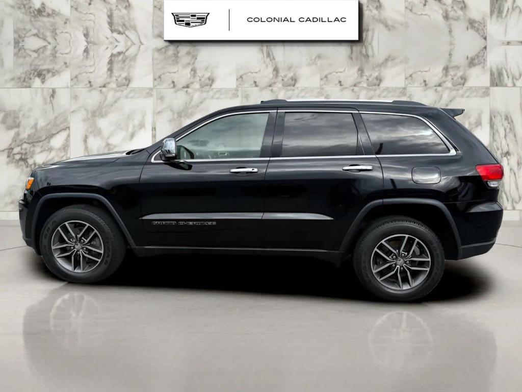 used 2017 Jeep Grand Cherokee car, priced at $17,444