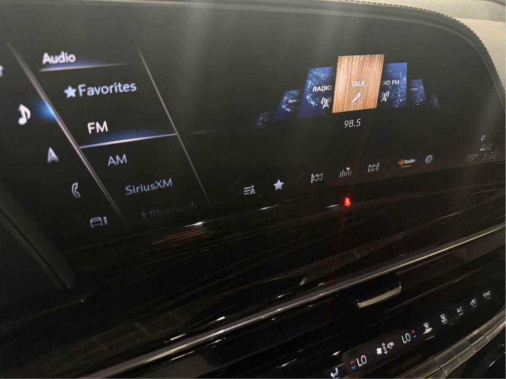 used 2021 Cadillac Escalade ESV car, priced at $65,998