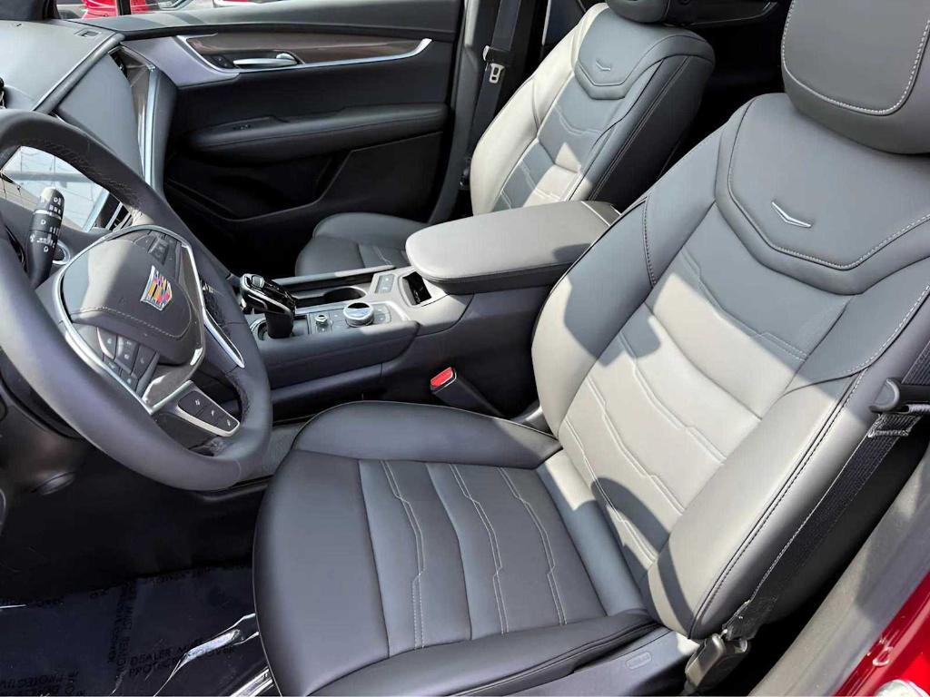 used 2024 Cadillac XT5 car, priced at $57,340