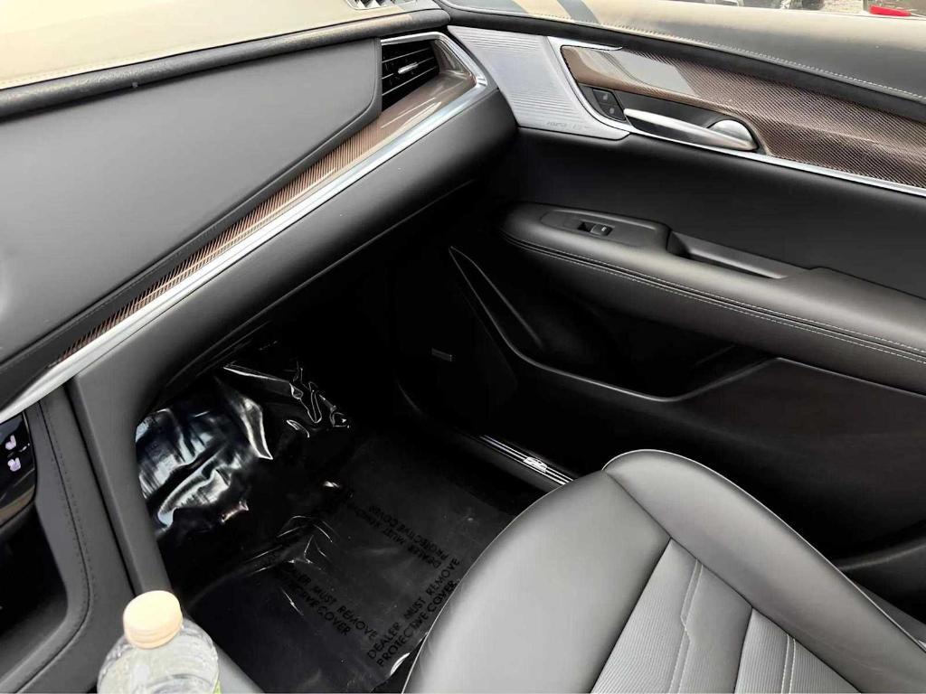 used 2024 Cadillac XT5 car, priced at $57,340
