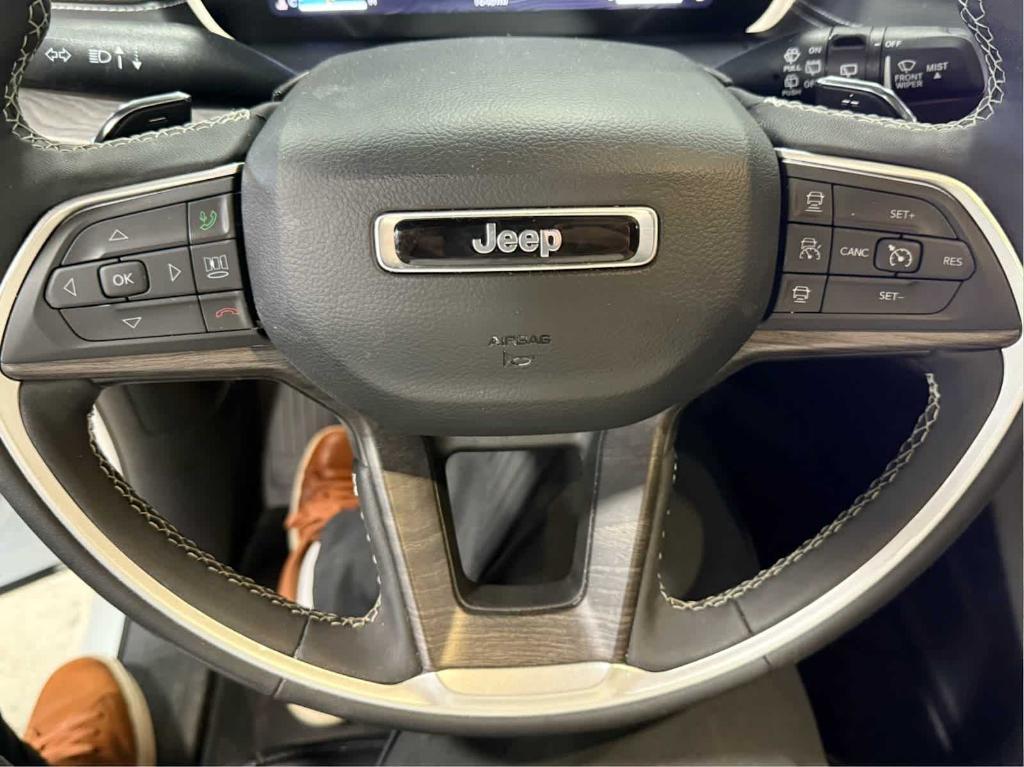 used 2025 Jeep Grand Cherokee L car, priced at $46,850