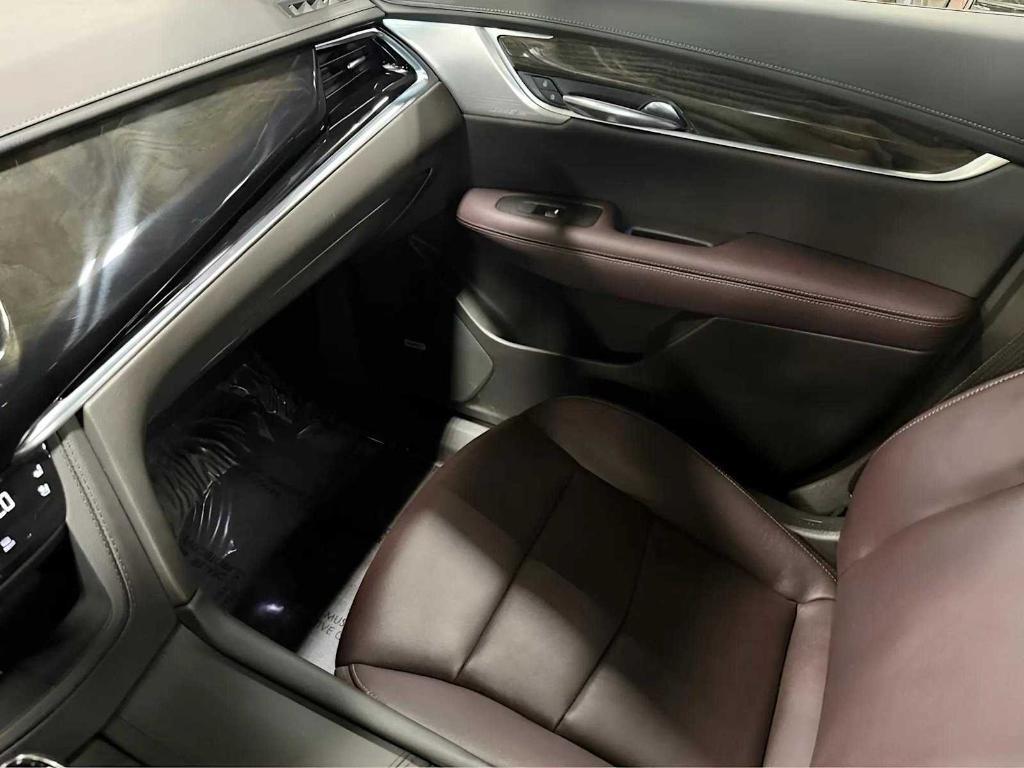 used 2023 Cadillac XT6 car, priced at $48,333