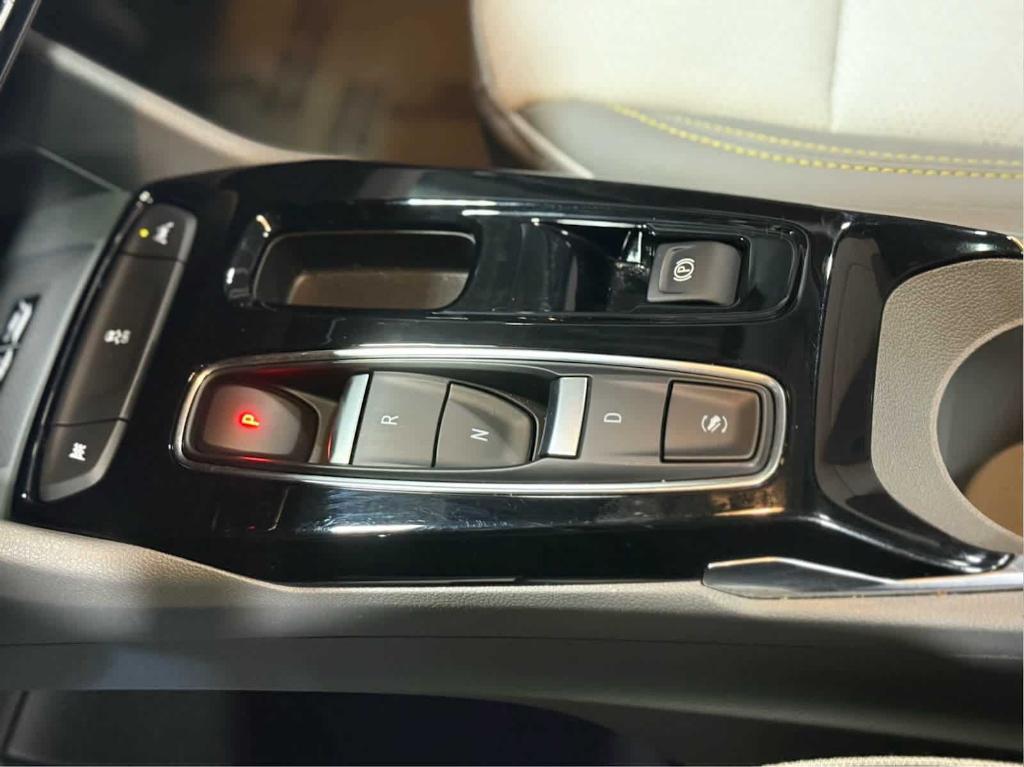 used 2023 Chevrolet Bolt EUV car, priced at $24,998