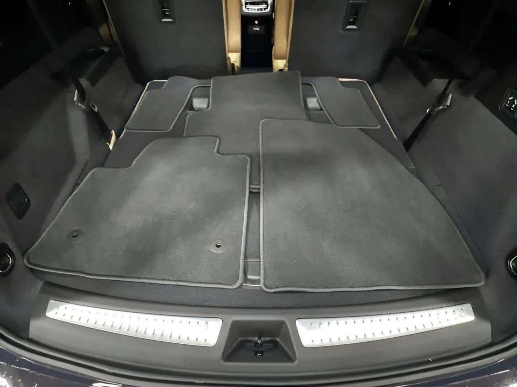 used 2025 Cadillac XT6 car, priced at $67,260