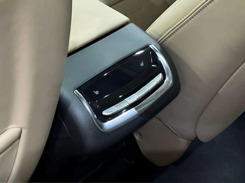 used 2025 Cadillac XT6 car, priced at $67,260