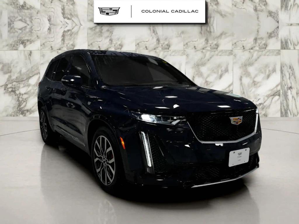 used 2025 Cadillac XT6 car, priced at $67,260