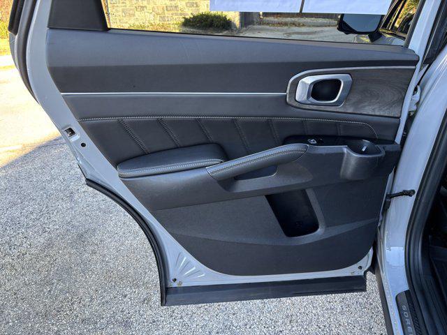 used 2024 Kia Sorento car, priced at $33,295