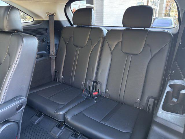 used 2024 Kia Sorento car, priced at $33,295