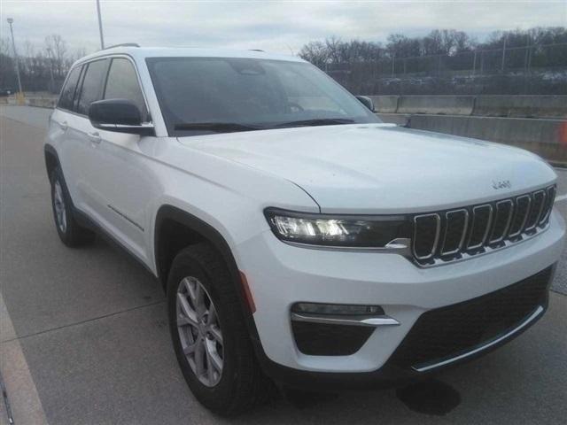 used 2022 Jeep Grand Cherokee car, priced at $34,989