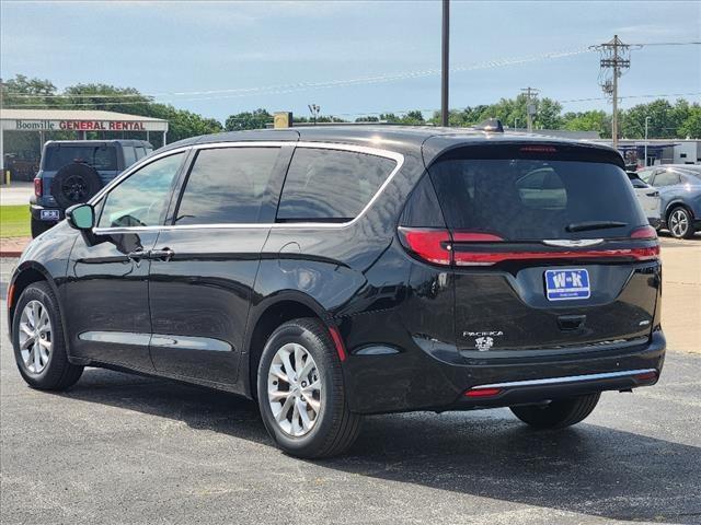 new 2024 Chrysler Pacifica car, priced at $43,000