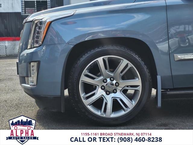 used 2016 Cadillac Escalade ESV car, priced at $22,495