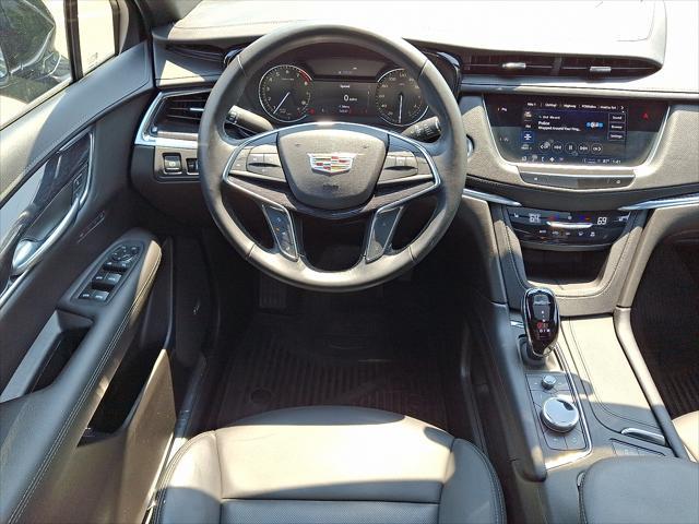used 2022 Cadillac XT5 car, priced at $33,795